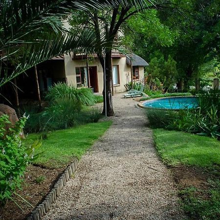 יוהנסבורג The Rivonia River Lodge מראה חיצוני תמונה