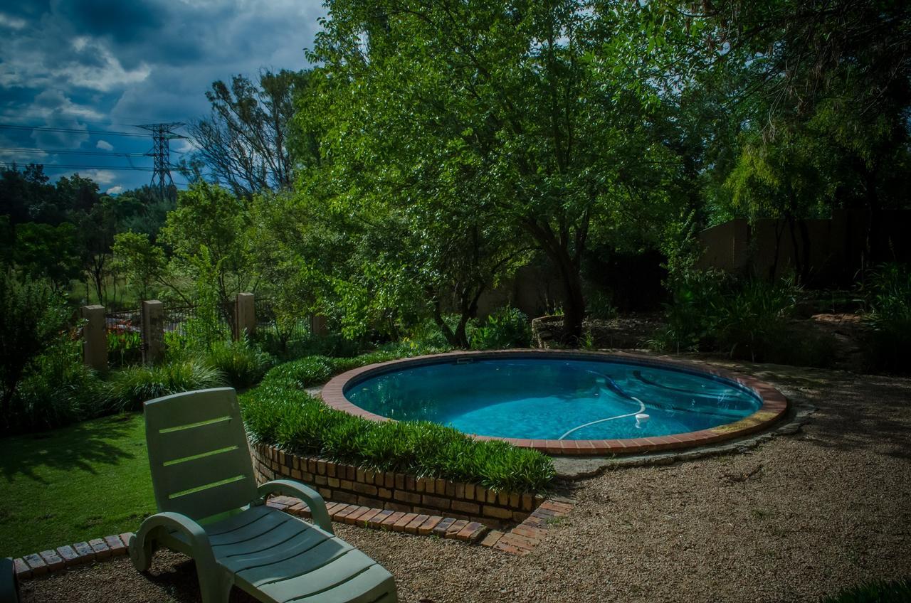 יוהנסבורג The Rivonia River Lodge מראה חיצוני תמונה