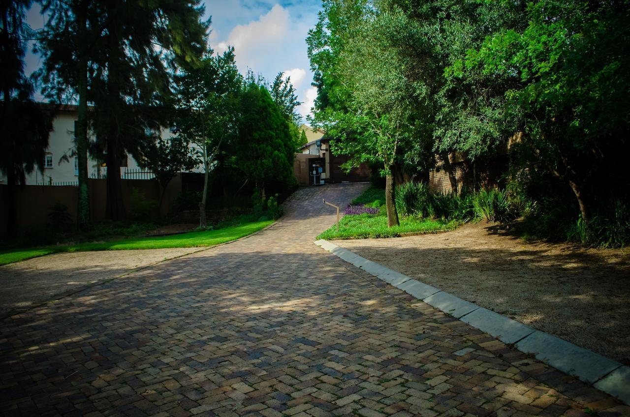 יוהנסבורג The Rivonia River Lodge מראה חיצוני תמונה